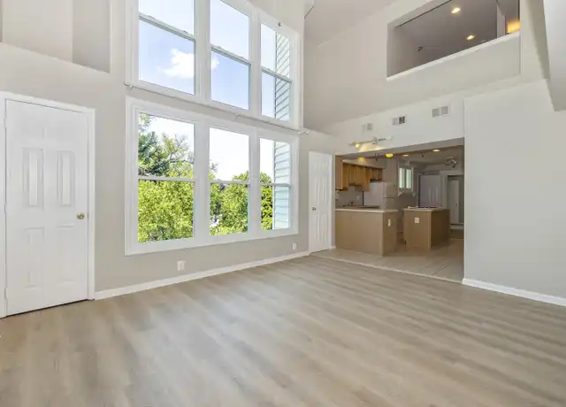 Property at 205 N Market St Unit 3D, Frederick, MD, 21701, 2 beds, 1.5 baths, [object Object]