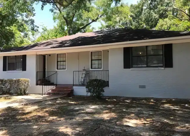 Property at 608 W Reynolds St Unit A, Ozark, AL, 36360, 2 beds, 1 bath, [object Object]