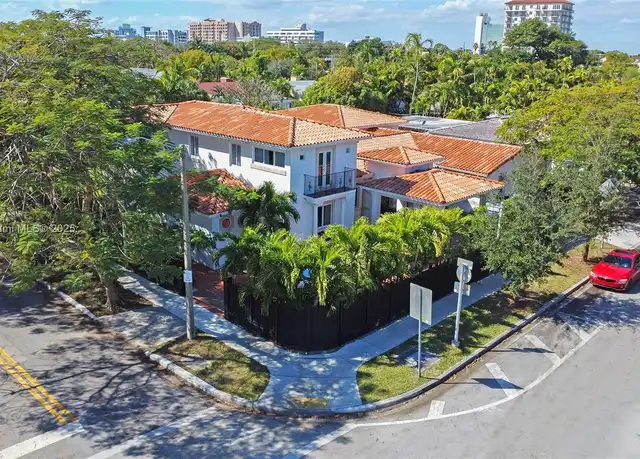 Property at 100 SW 26th Rd Unit 100, Miami, FL, 33129, 5 beds, 5 baths, [object Object]