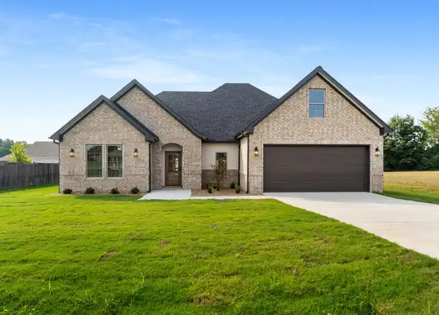 Property at 201 Plantation Dr, Mayflower, AR, 72106, 4 beds, 2 baths, [object Object]