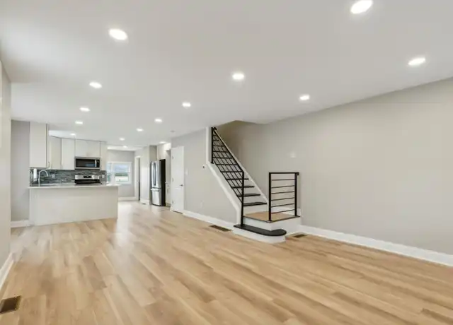 Property at 327 E 10th Ave Unit 1, Conshohocken, PA, 19428, 3 beds, 2.5 baths, [object Object]