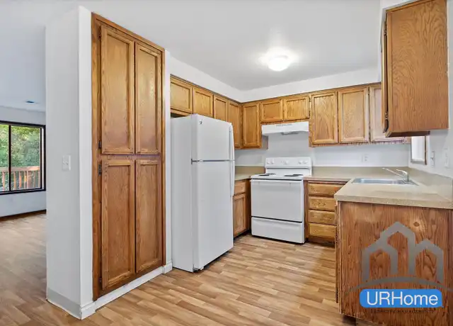 Property at 400 SE 169th Ave Unit 450, Portland, OR, 97233, 2 beds, 1 bath, [object Object]