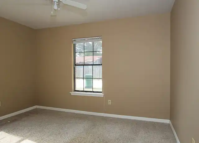 Property at 199 Charles St Unit 6, Petal, MS, 39465, 2 beds, 1 bath, [object Object]