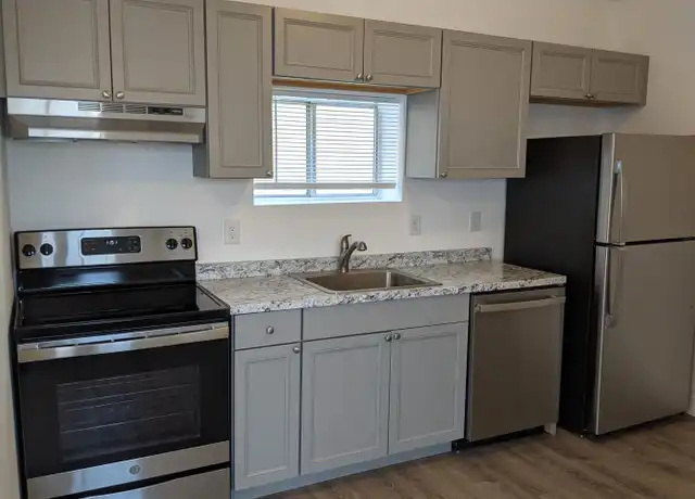 Property at 45 Everett St, Everett, MA, 02149, 2 beds, 1 bath, [object Object]