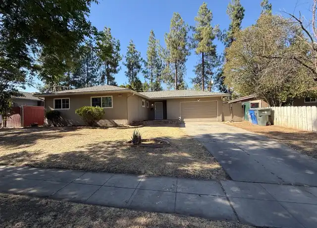 Property at 2428 W Garland Ave, Fresno, CA, 93705, 3 beds, 1.5 baths, [object Object]