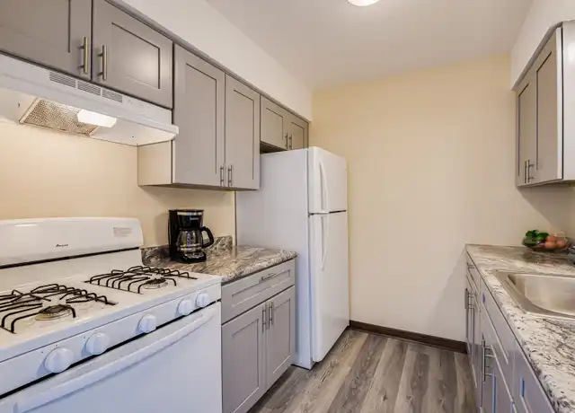 Property at 4356 W Loomis Rd Unit 4340, Greenfield, WI, 53220, 1 bed, 1 bath, [object Object]