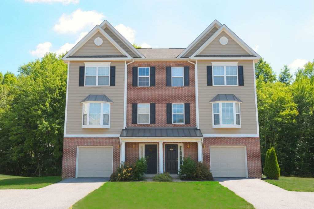 Valley Stream Village Townhomes 100 N Barrett Ln, Newark, DE 19702