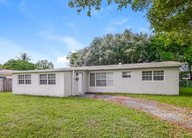 Property at 6210 NW 13th St, Sunrise, FL, 33313, 4 beds, 2 baths, [object Object]