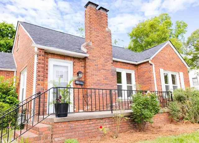 Property at 410 W Willowbrook Dr, Burlington, NC, 27215, 2 beds, 1 bath, [object Object]