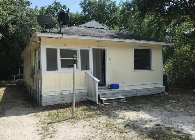 Property at 622 Avenue S NE, Winter Haven, FL, 33881, 3 beds, 1 bath, [object Object]