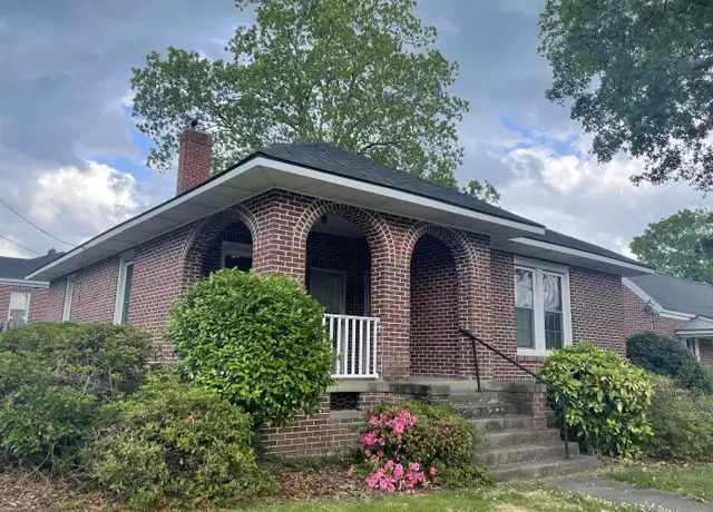 Property at 213 Kitson St, Greenwood, SC, 29646, 2 beds, 1 bath, [object Object]