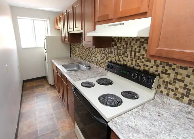 Property at 5527 Ellsworth Ave Unit 103, Pittsburgh, PA, 15232, 1 bed, 1 bath, [object Object]