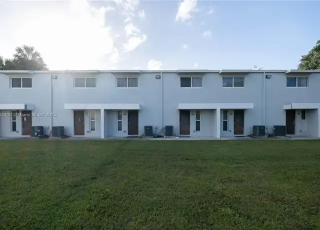 Property at 1968 NW 4th Ct #323, Miami, FL, 33136, 2 beds, 1 bath, [object Object]