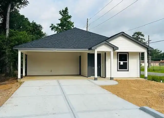 Property at 1000 Maple Ave, Cleveland, TX, 77327, 3 beds, 2 baths, [object Object]