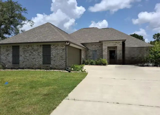 Property at 584 Westfield Dr, Pearl, MS, 39208, 3 beds, 2 baths, [object Object]