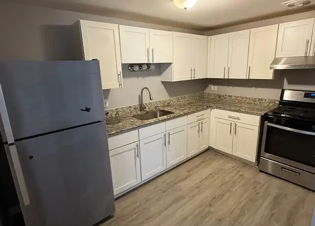 Property at 3054 W Madison St Unit 202, Chicago, IL, 60612, 3 beds, 1.5 baths, [object Object]