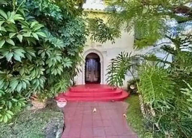 Property at 1206 Huntington Dr Unit A, S Pasadena, CA, 91030, 2 beds, 1 bath, [object Object]