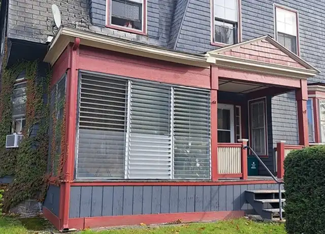 Property at 50 Fruit St Unit 3, Worcester, MA, 01609, 1 bed, 1 bath, [object Object]