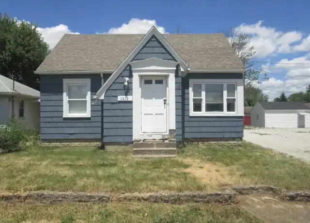 Property at 1412 W Bethel Ave, Muncie, IN, 47304, 4 beds, 1 bath, [object Object]