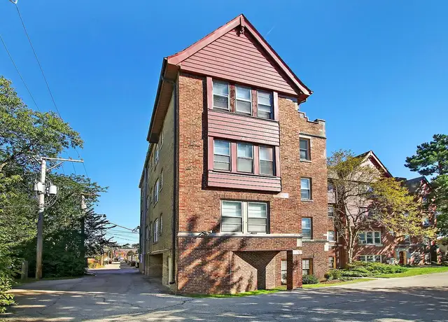 Photo of 4854 Elm St, Skokie, IL 60077