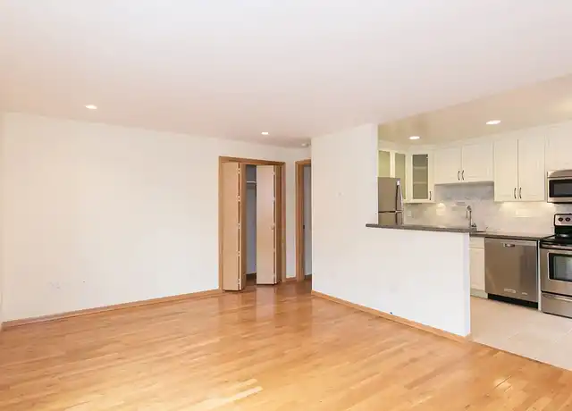 Property at Aqua Terrazza Apartments - 1020 5th Ave N, Seattle, WA, 98109, 1 bed, 1 bath, [object Object]