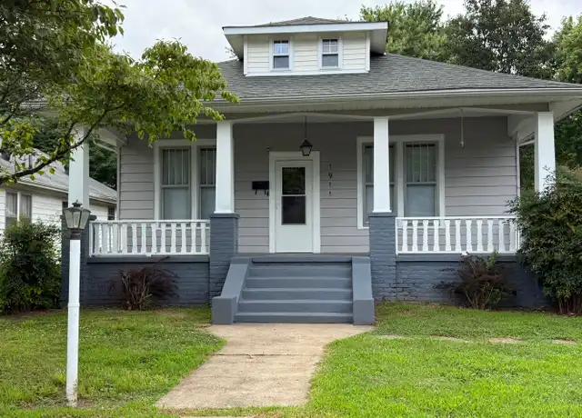 Property at 1911 Jackson St, Paducah, KY, 42003, 3 beds, 1 bath, [object Object]