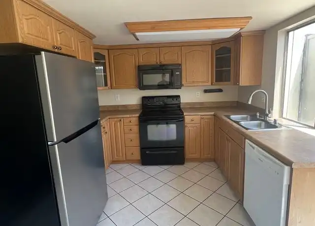 Property at 171 Espanas Gln, Escondido, CA, 92026, 2 beds, 1.5 baths, [object Object]