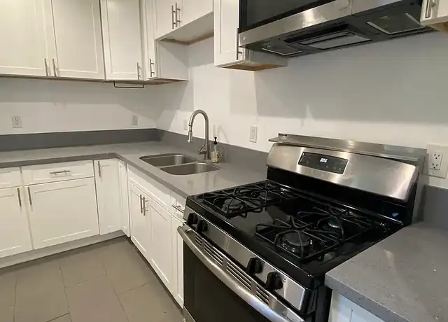 Property at Fountain Village Cottages - 7264 Fountain Ave, West Hollywood, CA, 90046, 1 bed, 1 bath, [object Object]