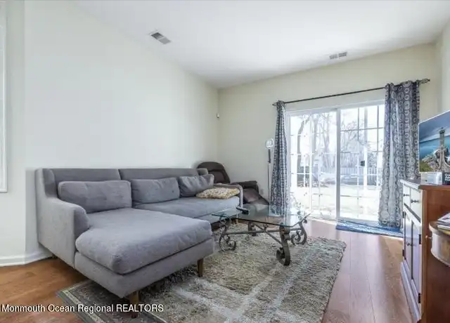 Property at 222 S Bridge Ave #1, Red Bank, NJ, 07701, 2 beds, 1 bath, [object Object]