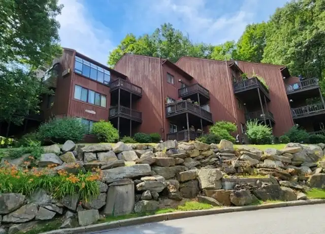 Property at 2 Winter Park Dr, Vernon Township, NJ, 07462, 3 beds, 2 baths, [object Object]