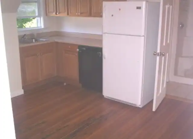 Property at 34 Freeman St, Quincy, MA, 02170, 2 beds, 1 bath, [object Object]
