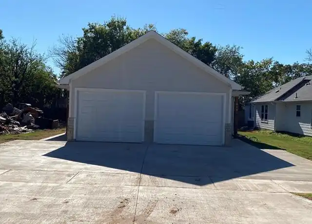 Property at 910-914 N Throckmorton St #910, Sherman, TX, 75090, 3 beds, 2 baths, [object Object]