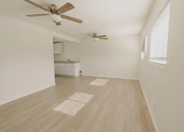 Property at 685 Vermont Ave, Turlock, CA, 95380, 2 beds, 1 bath, [object Object]