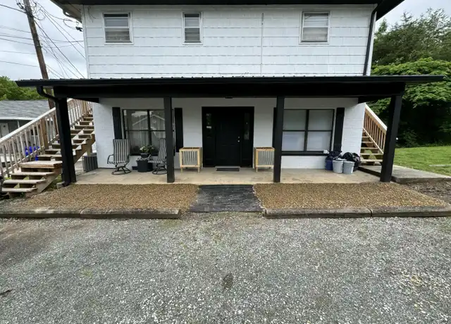 Property at 630 Carlock Ave Unit C, Harriman, TN, 37748, 1 bed, 1 bath, [object Object]