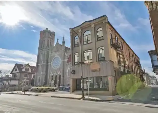 Property at 24 S 8th St, Allentown, PA, 18101, 2 beds, 1 bath, [object Object]