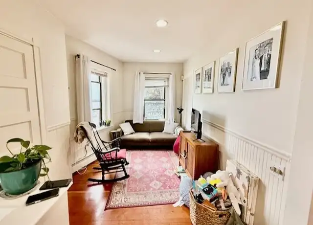 Property at 4 Copps Hill Ter Unit 1, Boston, MA, 02113, 2 beds, 1 bath, [object Object]