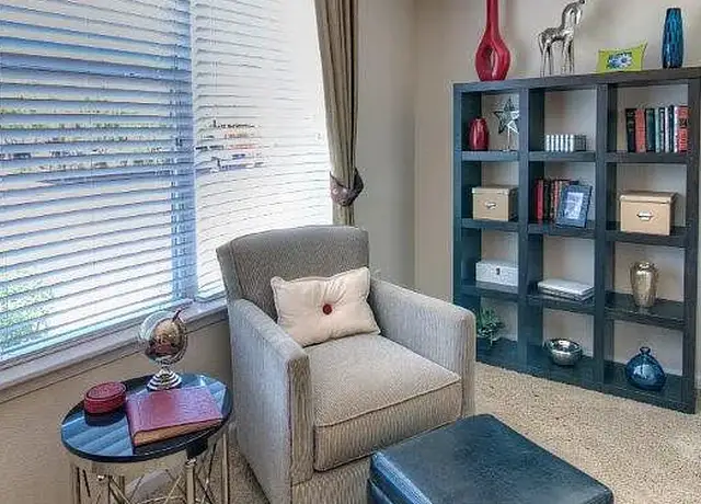 Photo of 9680 W Northern Ave, Peoria, AZ 85345