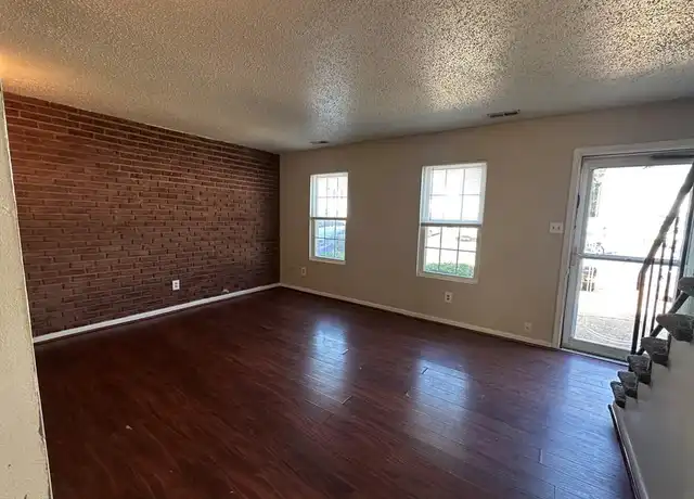 Property at 2143 Kimball Cir, Virginia Beach, VA, 23455, 3 beds, 1.5 baths, [object Object]