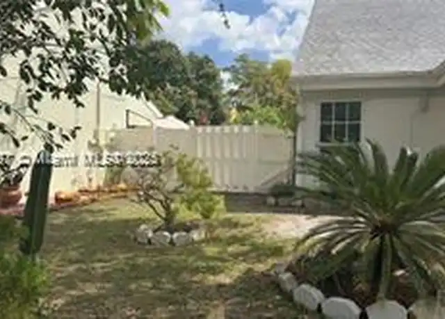 Property at 2731 Cypress Ave Unit B, Miramar, FL, 33025, 1 bed, 1 bath, [object Object]
