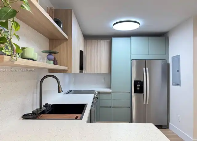 Property at 1100 11th St #405, Miami Beach, FL, 33139, 2 beds, 1 bath, [object Object]