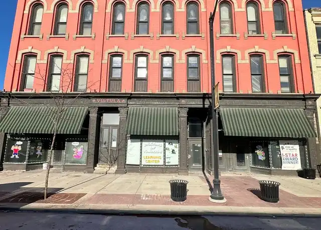 Property at 1007 N Summit St Unit 07, Toledo, OH, 43604, 1 bed, 1 bath, [object Object]