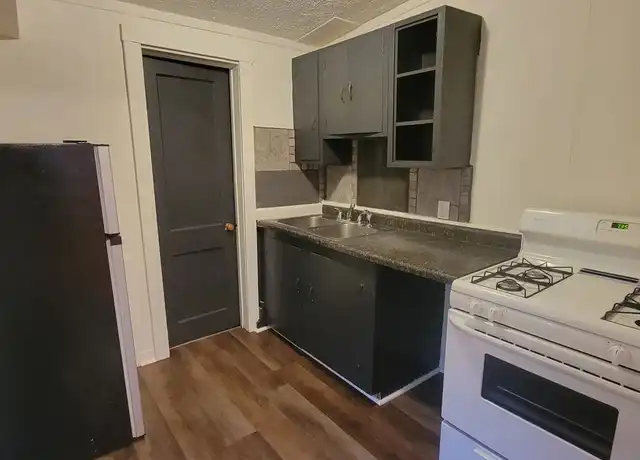 Property at 905 19th St, Sioux City, IA, 51105, 1 bed, 1 bath, [object Object]