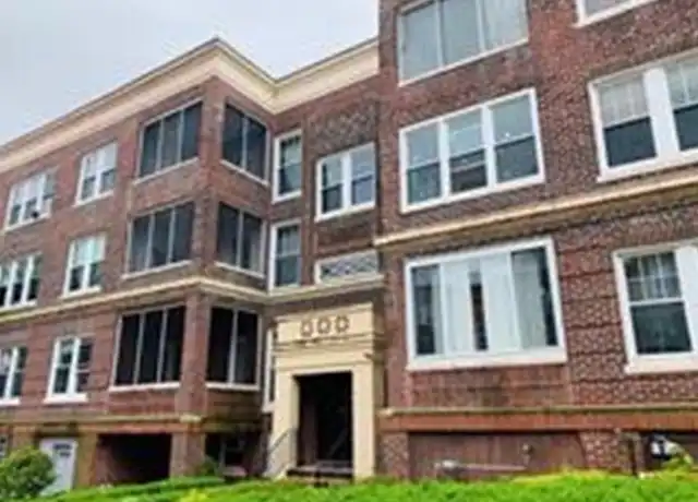 Property at 11 Vinal St #5, Brighton, MA, 02135, 3 beds, 1 bath, [object Object]