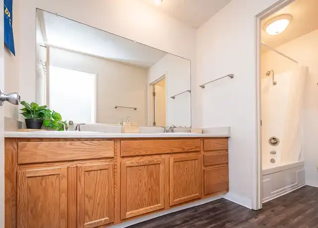 Property at University Court - 515 Sycamore Ln, Davis, CA, 95616, 2 beds, 1 bath, [object Object]