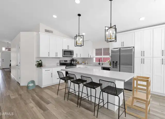 Property at 665 W Minton Dr, Tempe, AZ, 85282, 3 beds, 2 baths, [object Object]