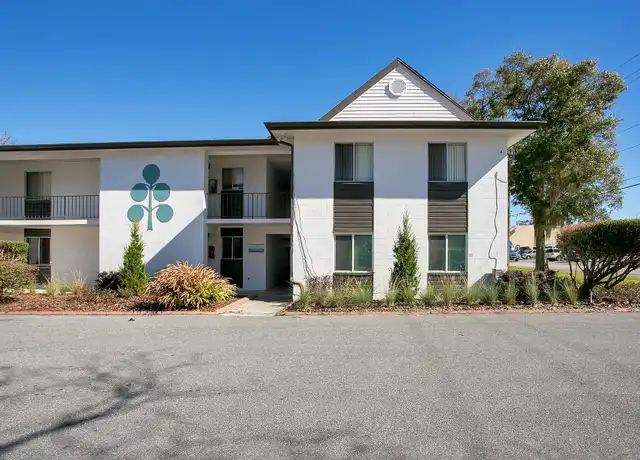 Property at The Studebaker Apartments - 1833 NE 2nd St, Ocala, FL, 34470, 1 bed, 1 bath, [object Object]