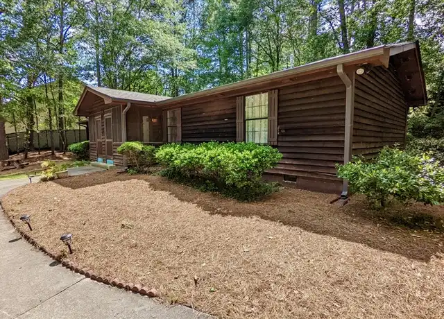 Property at 895 Westland Dr SW, Marietta, GA, 30064, 2 beds, 1 bath, [object Object]