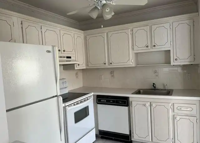 Property at 371 Flanders Dr #371, Delray Beach, FL, 33484, 1 bed, 1.5 baths, [object Object]