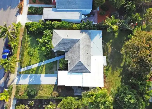 Property at 221 Princeton Dr, Lake Worth Beach, FL, 33460, 3 beds, 2 baths, [object Object]