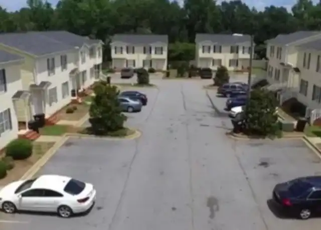 Property at 6 Tranquil Day Dr, Piedmont, SC, 29673, 2 beds, 1 bath, [object Object]